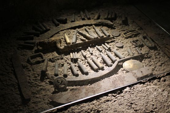 Древние пули, найденные в туннеле