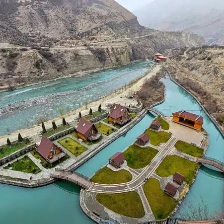 Гостевые домики, Отели 4*, Глэмпинги, Коттеджи, Шале