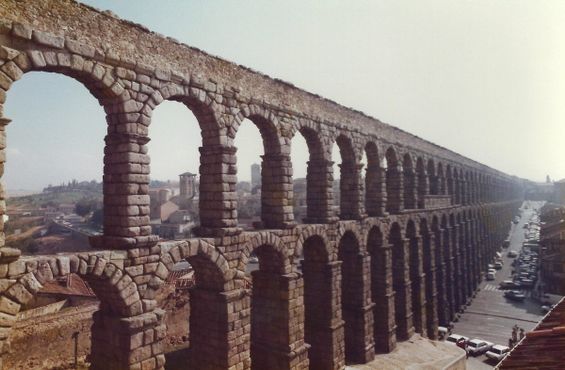 Акведук Сеговии