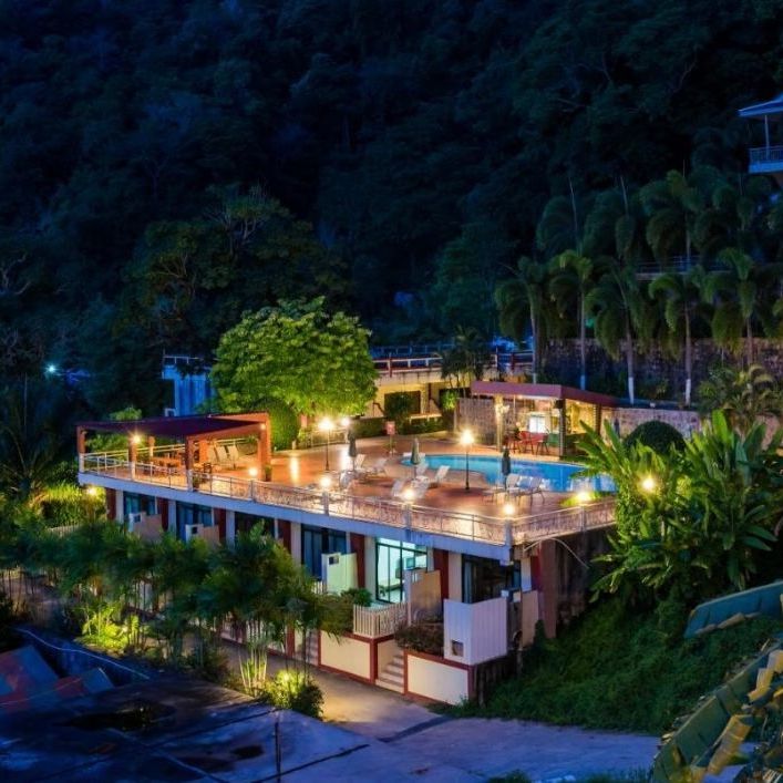 Отели 1-2*, Отели 3*