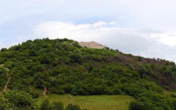 Остатки средневекового города на холме Височица, который был центром средневекового Боснийского королевства