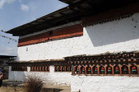 Кьичу-лакханг в Паро (Бутан)
