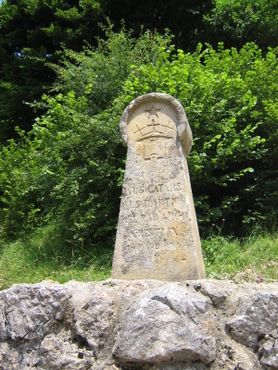 Замок Монсегюр