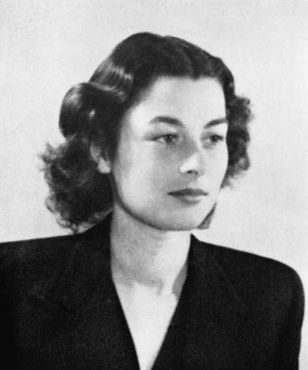 Фотография секретного агента УСО Виолетты Шабо, сделанная незадолго до её последней миссии в оккупированной нацистами Франции