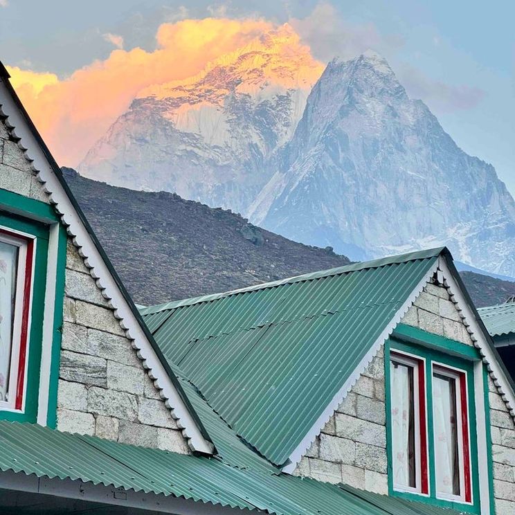 Отели 1-2*, Гостевые домики, Отели 3*, Лоджи