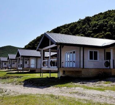 Гостевые домики, Отели 4*, Глэмпинги, Коттеджи