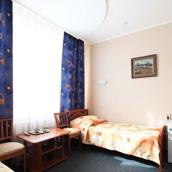 Отели 1-2*, Отели 3*