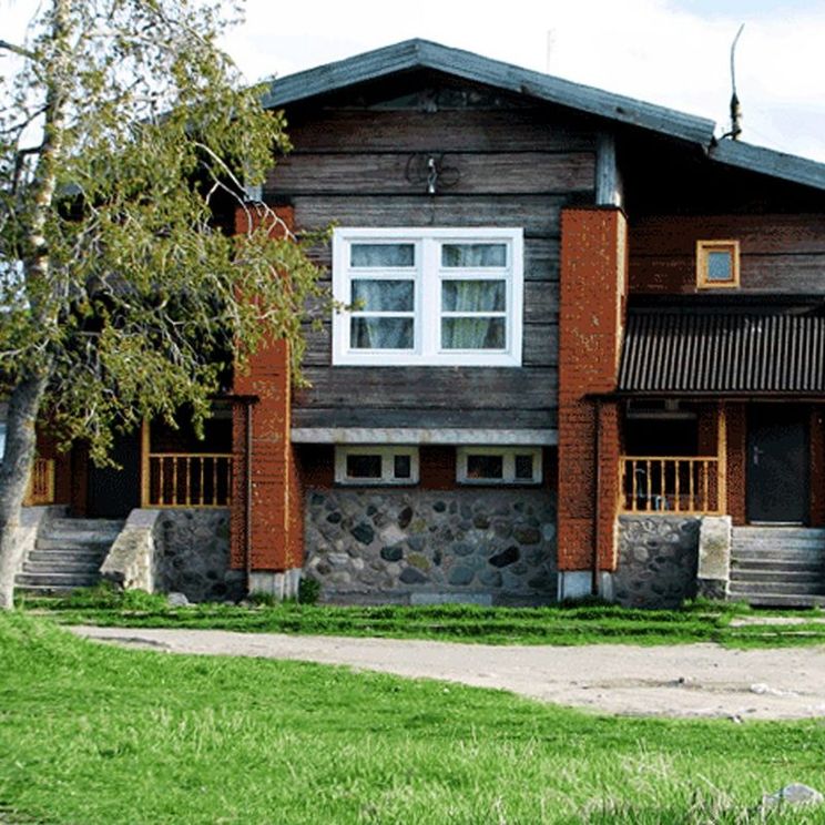 Гостевые домики, Коттедж