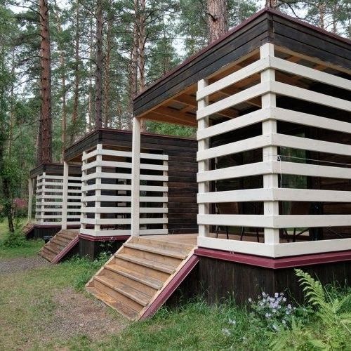 Кемпинги, Гостевые домики