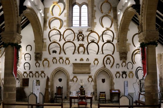 Восточная стена