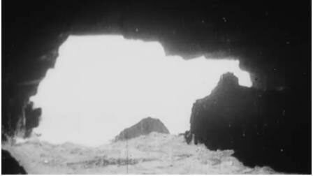 Кадр из фильма «Морская пещера возле Лиссабона» (1896 г.)