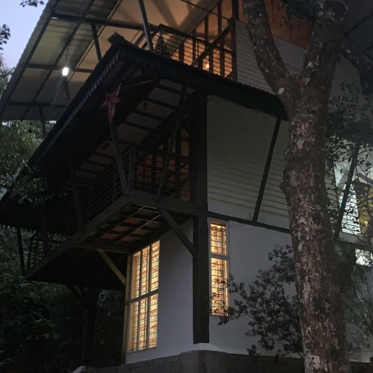 Отели 4*, Отели 5*, Виллы, Коттеджи, Хаусботы