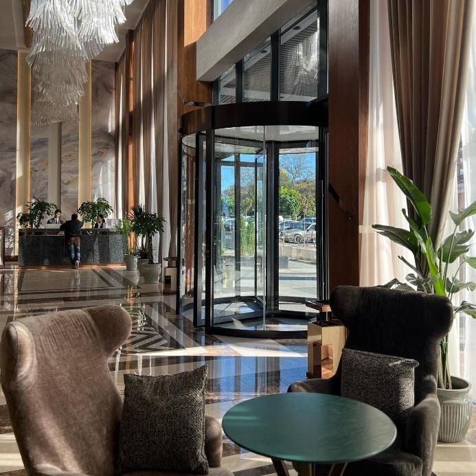 Отели 5*, Глэмпинги