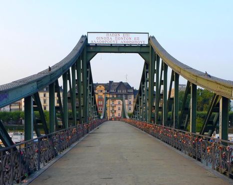 Айзернер-Штег, или Железный мост