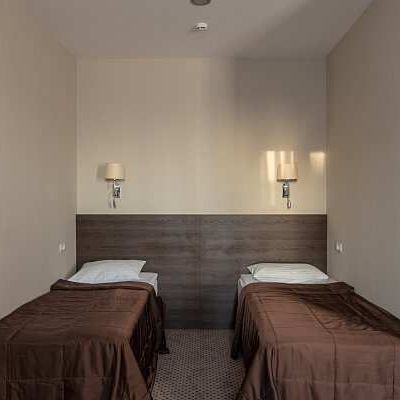 Отели 1-2*, Отели 3*