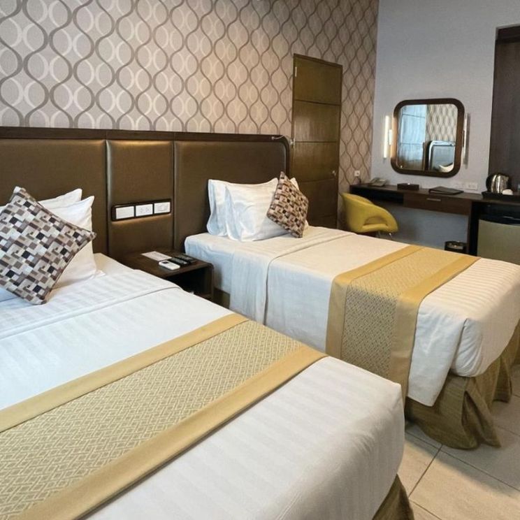 Отели 4*, Отели 5*