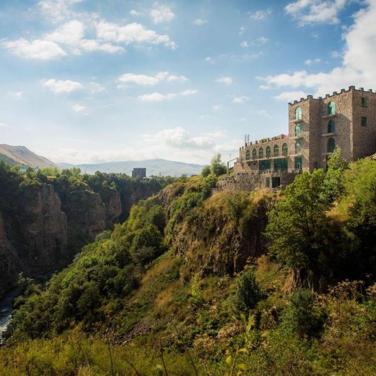 Гостиницы 3*