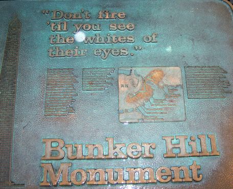 Монумент «Банкер-Хилл», мемориальная табличка