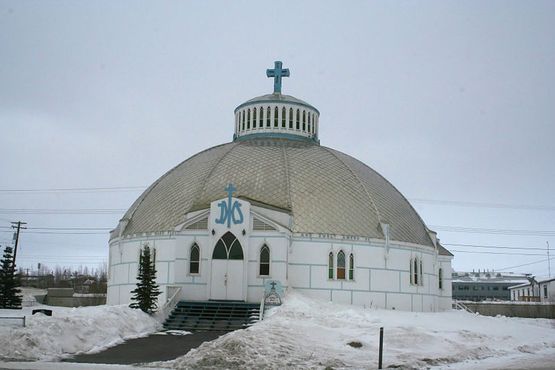 Церковь в форме иглу