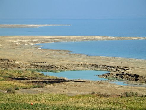 Карстовые провалы Мёртвого моря