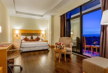 Кемпинги, Отели 4*, Лоджи