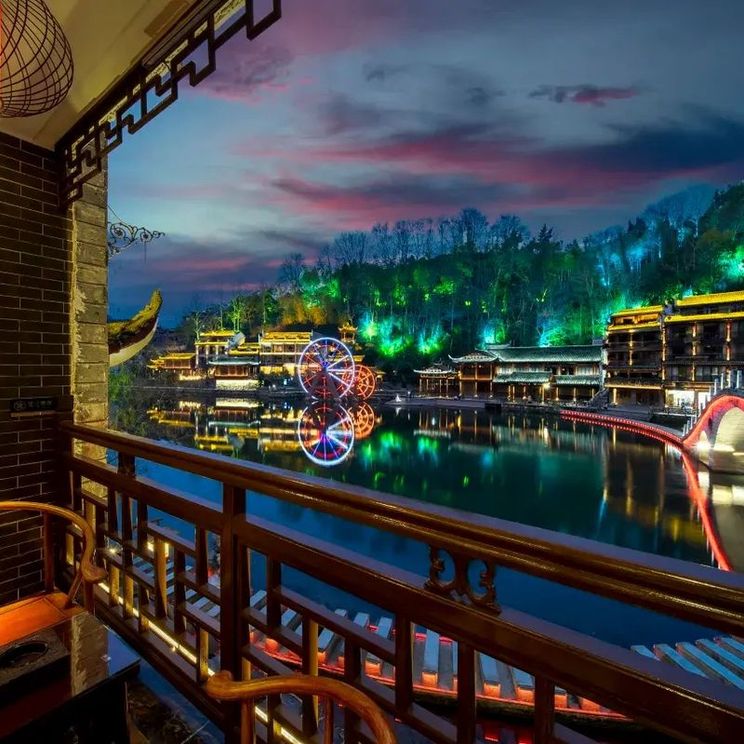 Отели 4*, Отели 5*