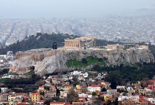 Вид на Акрополь с верхней станции