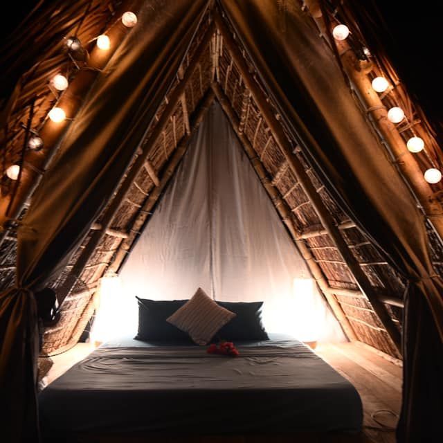 Отели 4*, Бутик-отели, Бунгало, Виллы, Лоджи