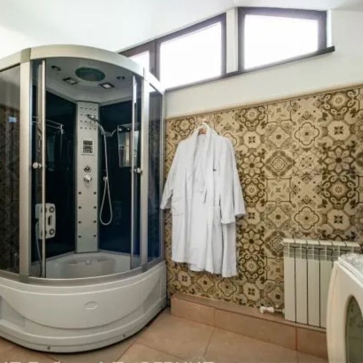 Гостевые домики, Отели 3*, Отели 4*, Шале