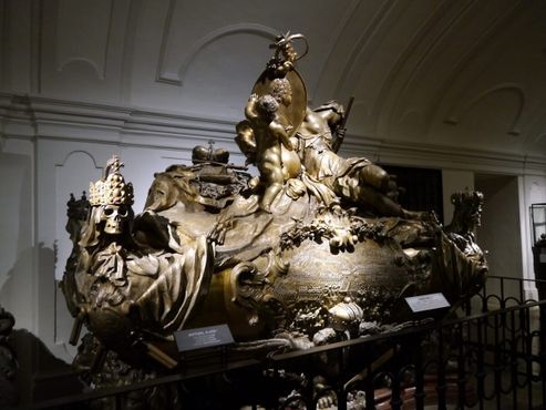 Саркофаг Карла VI (1685-1740)