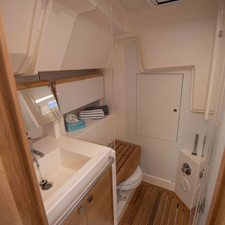 Отели 3*, Отели 4*, Яхты