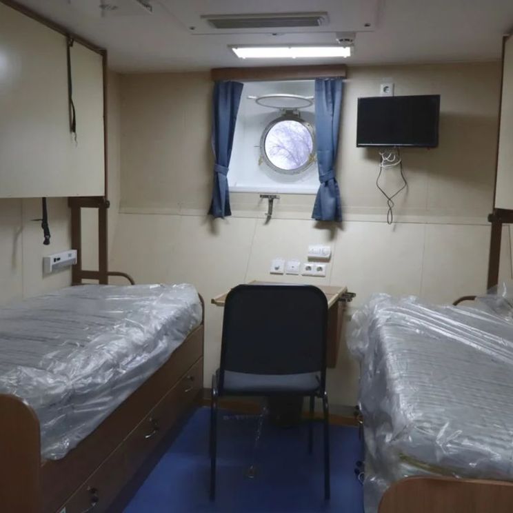 Отели 1-2*, Паромы