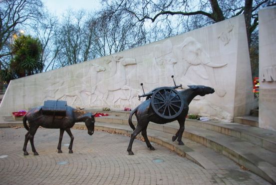 Мемориал «Животные на войне»