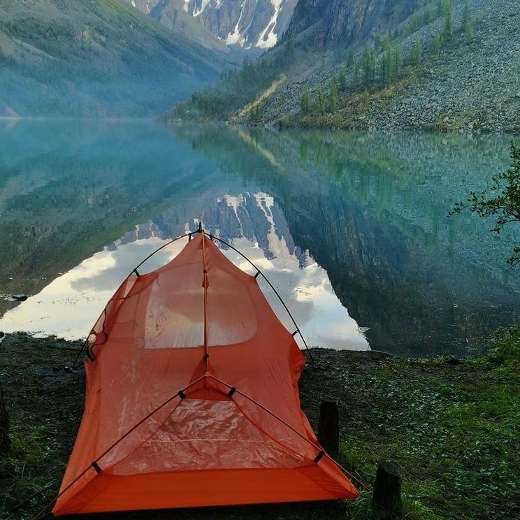Кемпинги, Гостиницы 3*, Гостиницы 4*, Коттедж, Юрта, Палатка