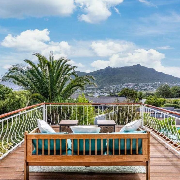 Отели 4*, Отели 5*, Виллы, Коттеджи