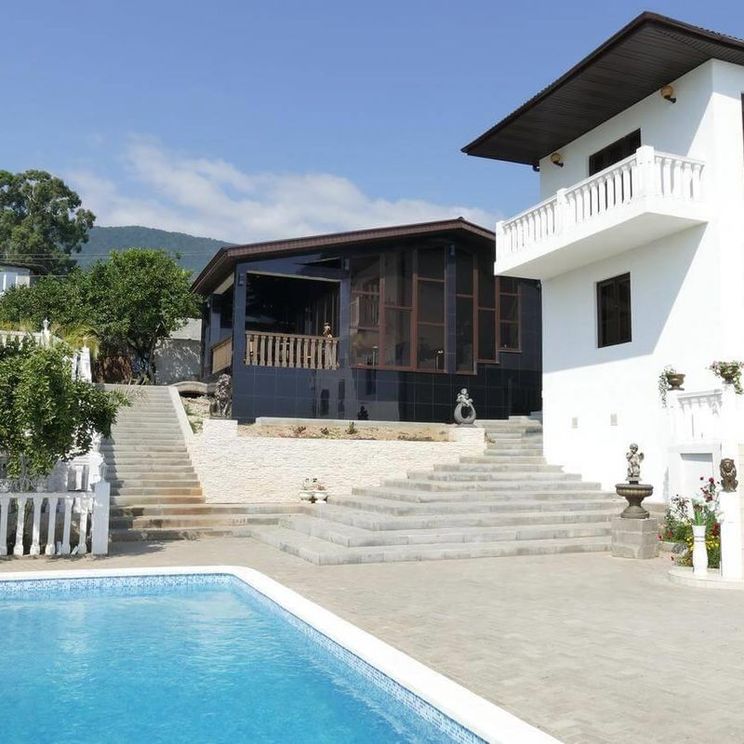 Отели 3*, Хостелы