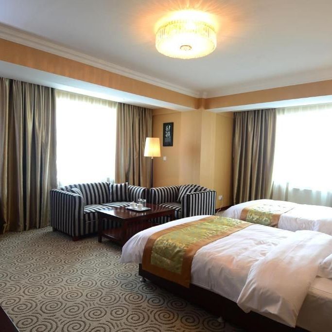 Кемпинги, Отели 3*, Юрты, Палатки