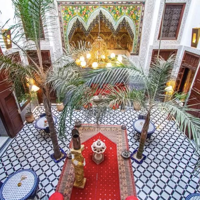 Отели 4*, Глэмпинги