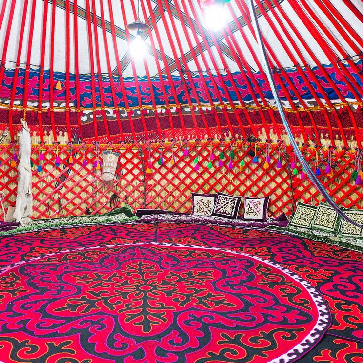 Гостиницы 3*, Юрта