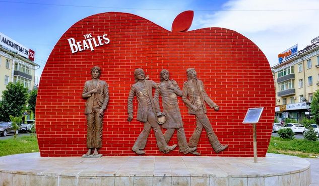 Памятник The Beatles