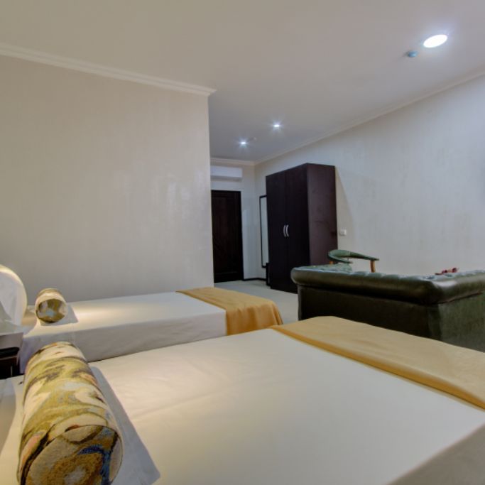 Отели 3*, Глэмпинги, Палатки