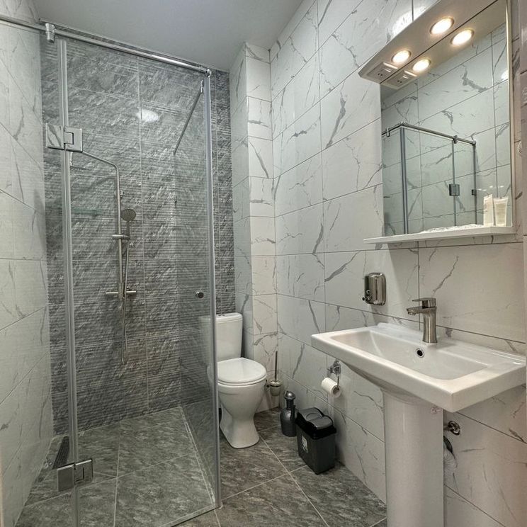 Отели 1-2*, Отели 3*